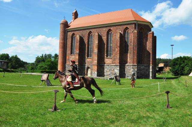 Church of St. Stanislaus Kostka in Chwarszczany (Knights Templar Chapel)