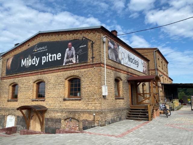 Dziki Miód (Wild Honey) Apiary A. K. Piwowar
